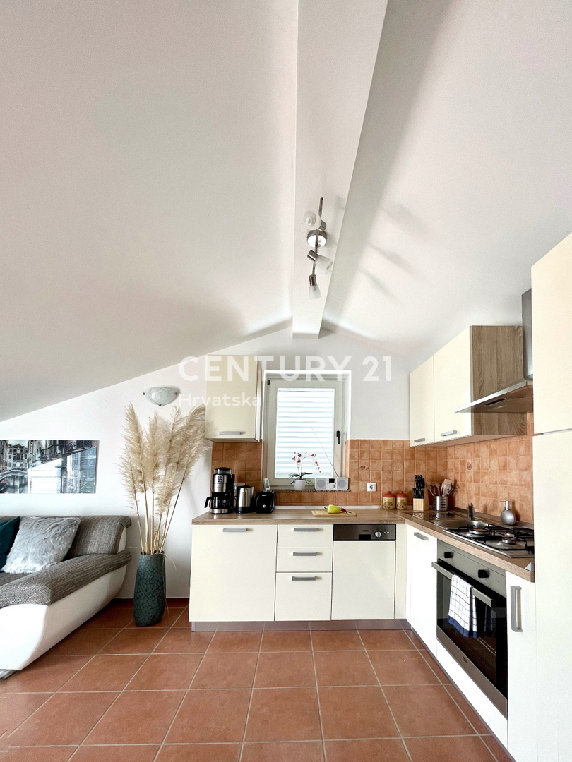 Apartment Zu verkaufen - PRIMORSKO-GORANSKA LOVRAN