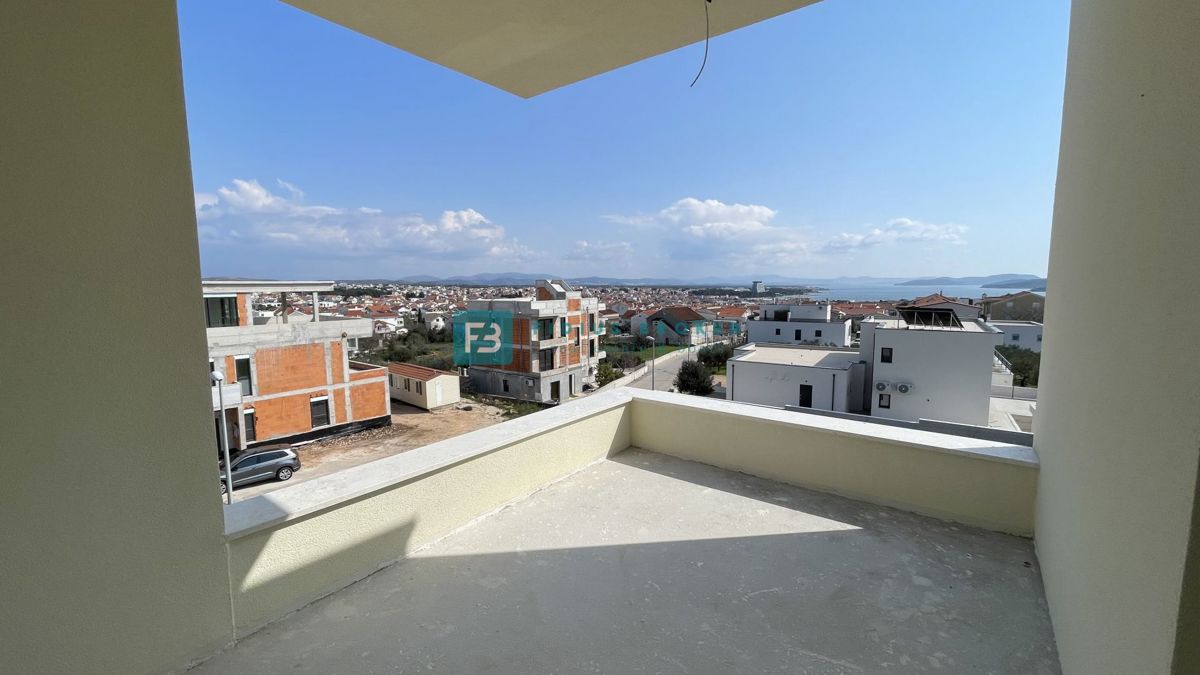 Appartement À vendre - ŠIBENSKO-KNINSKA VODICE