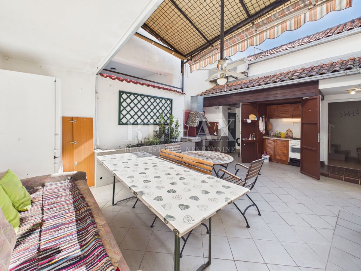 House For sale - PRIMORSKO-GORANSKA NOVI VINODOLSKI