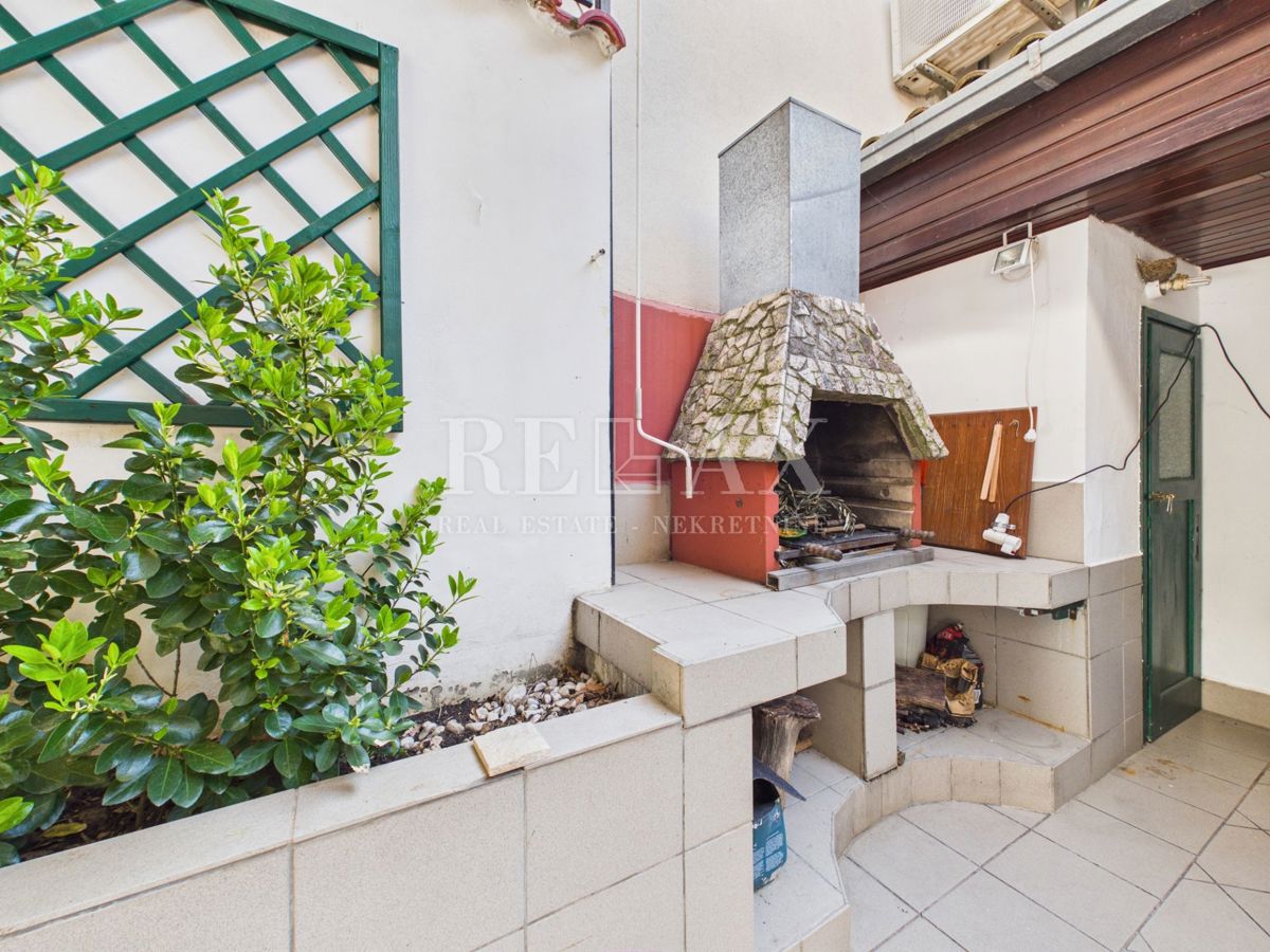 House For sale - PRIMORSKO-GORANSKA NOVI VINODOLSKI