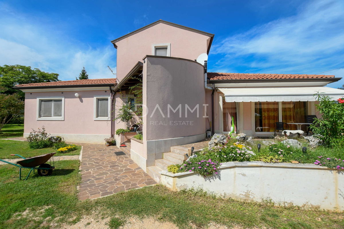 House For sale - ISTARSKA UMAG