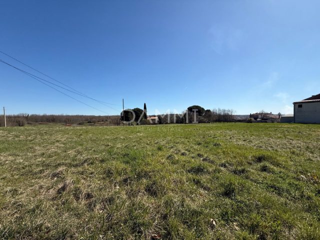 Grundstück zu verkaufen 913 m² – Poreč