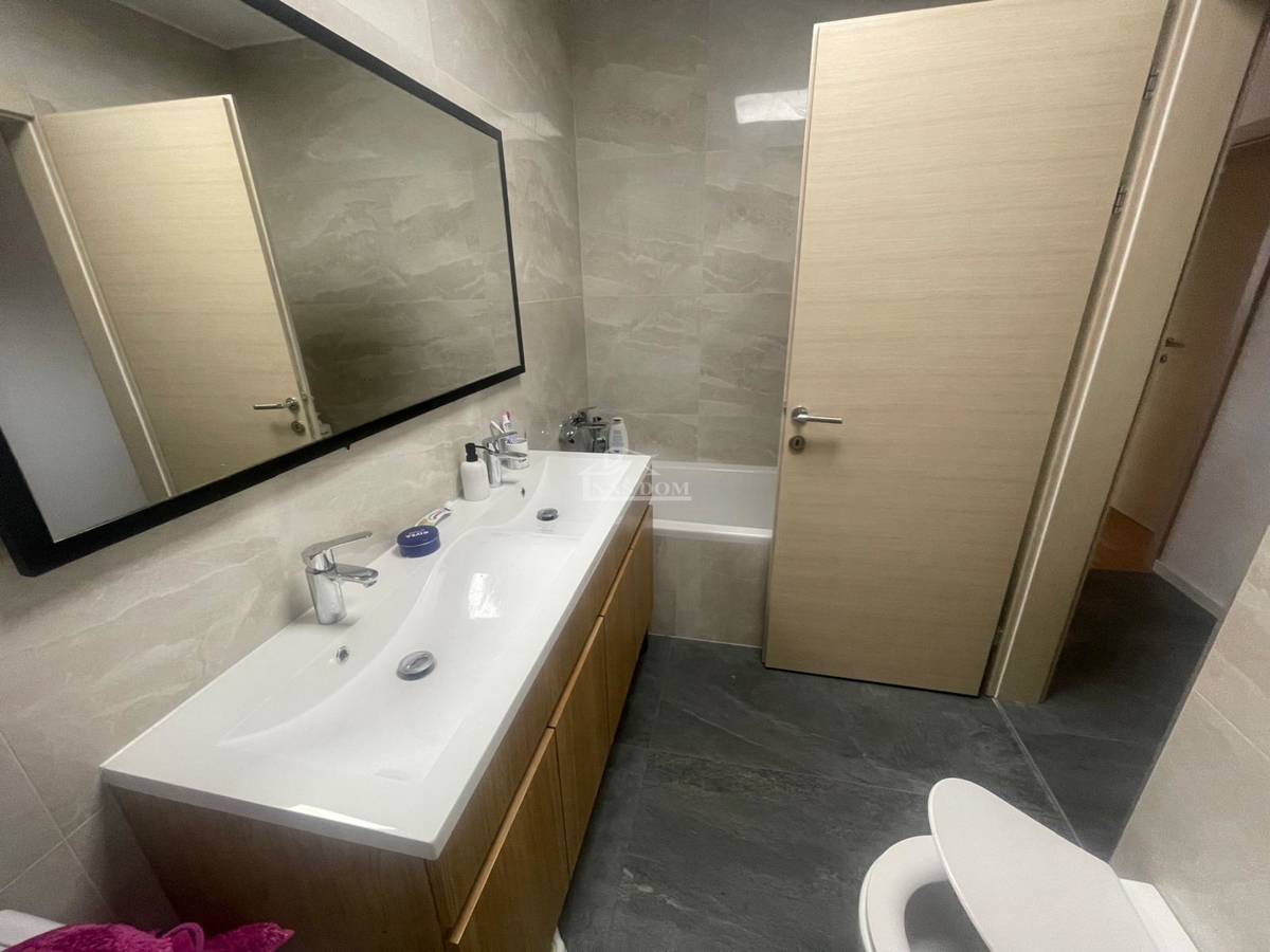 Flat For sale - ŠIBENSKO-KNINSKA VODICE