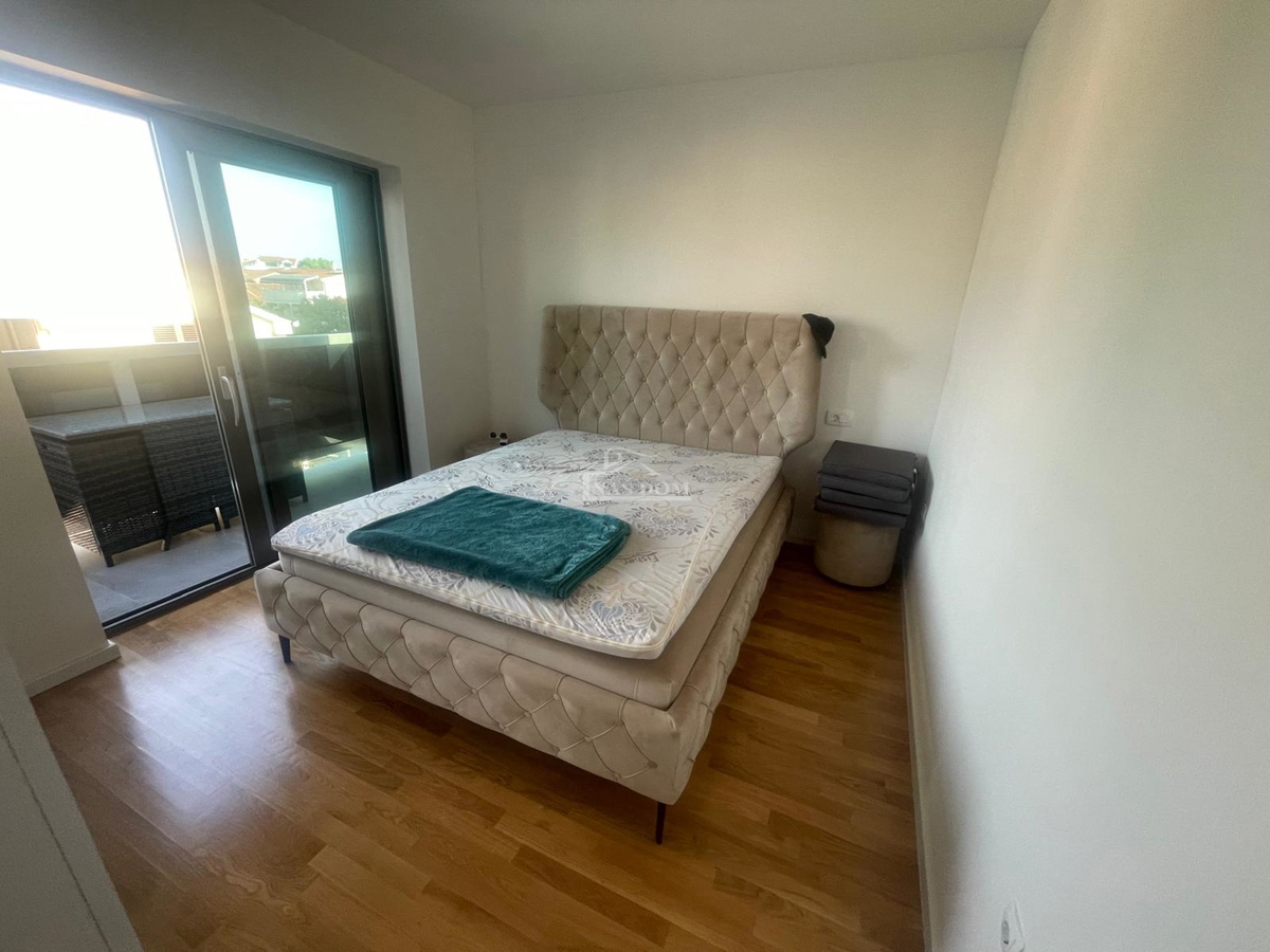 Flat For sale - ŠIBENSKO-KNINSKA VODICE