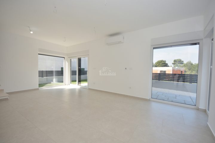 Casa In vendita - šibensko-kninska Vodice - foto 5/32