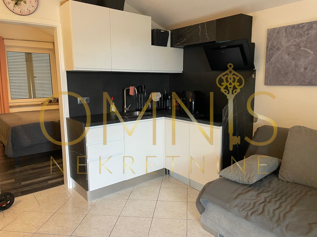 Apartment Zu verkaufen - Primorsko-goranska Krk - foto 1/7