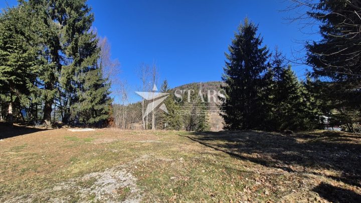 Terreno in vendita 679 m² – Ravna Gora