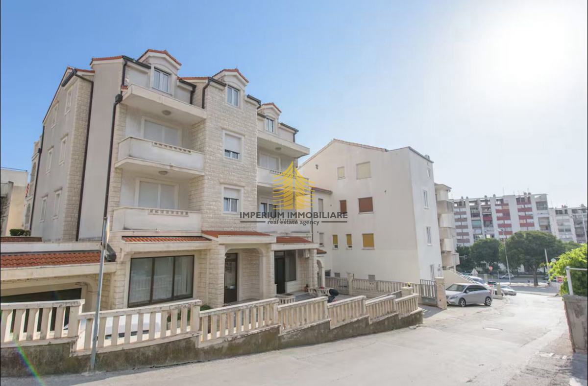 Poslovni prostor Za najam - SPLITSKO-DALMATINSKA SPLIT