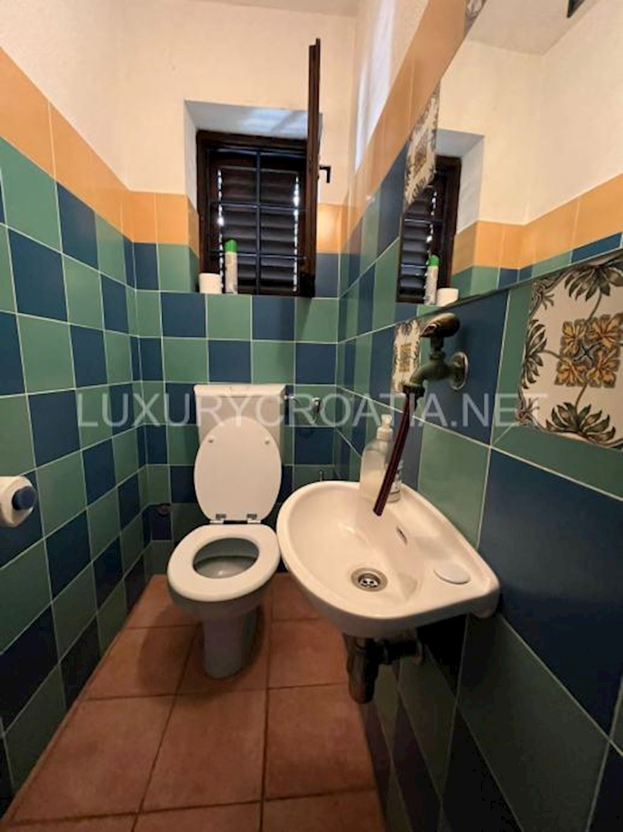 House For sale - ZADARSKA NIN