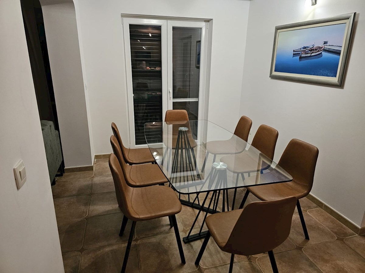 Haus Zu verkaufen - SPLITSKO-DALMATINSKA PODSTRANA