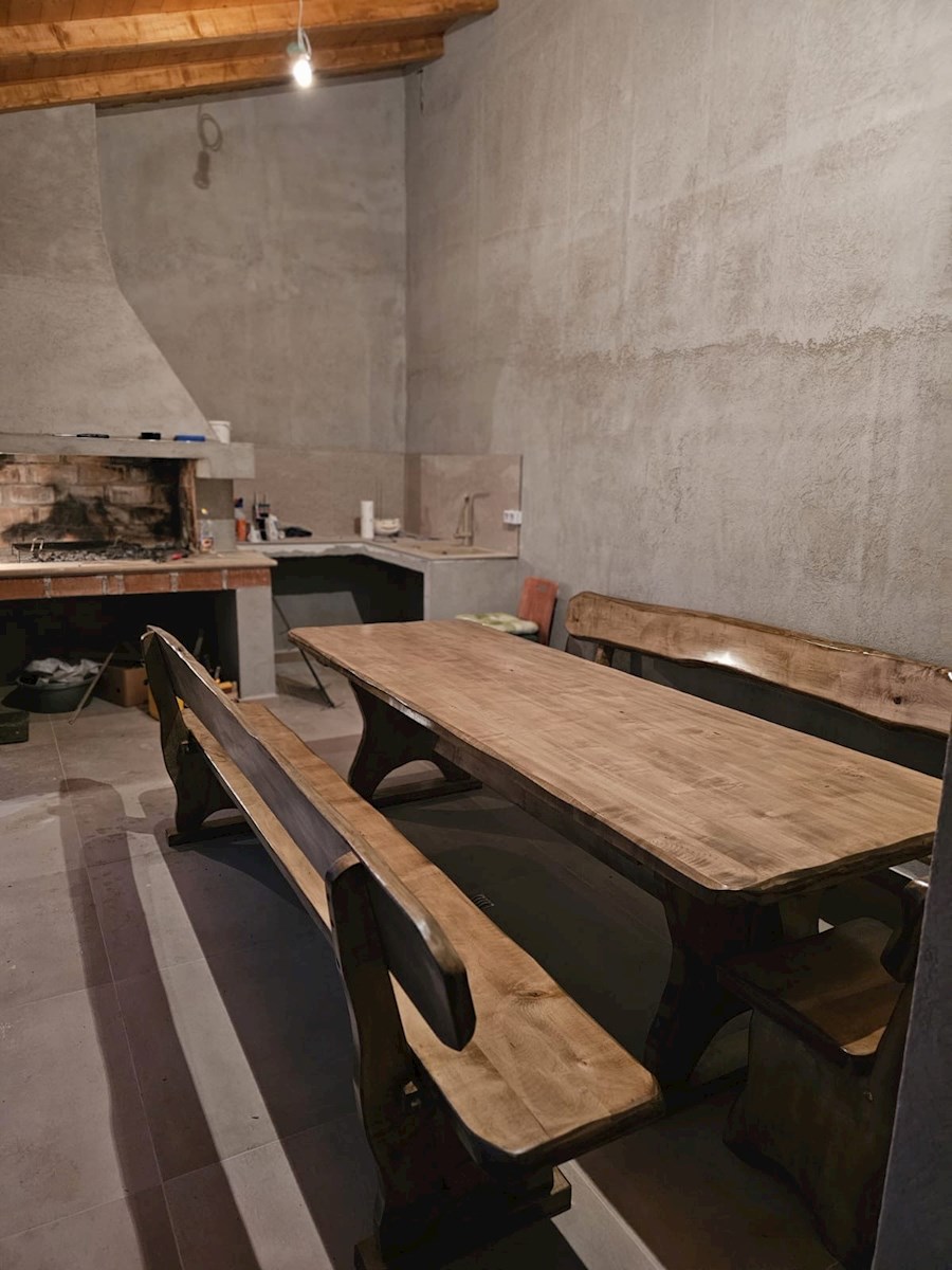 Haus Zu verkaufen - SPLITSKO-DALMATINSKA PODSTRANA