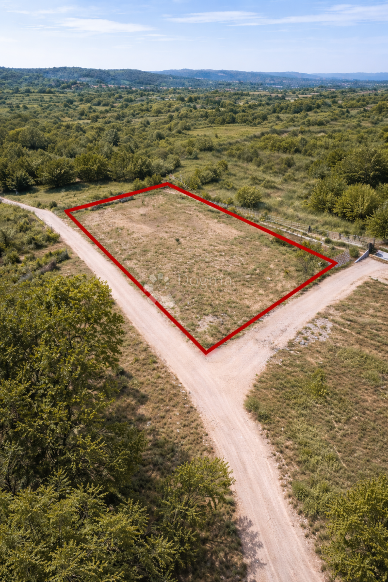 Terreno In vendita - Istarska Gračišće - foto 1/2