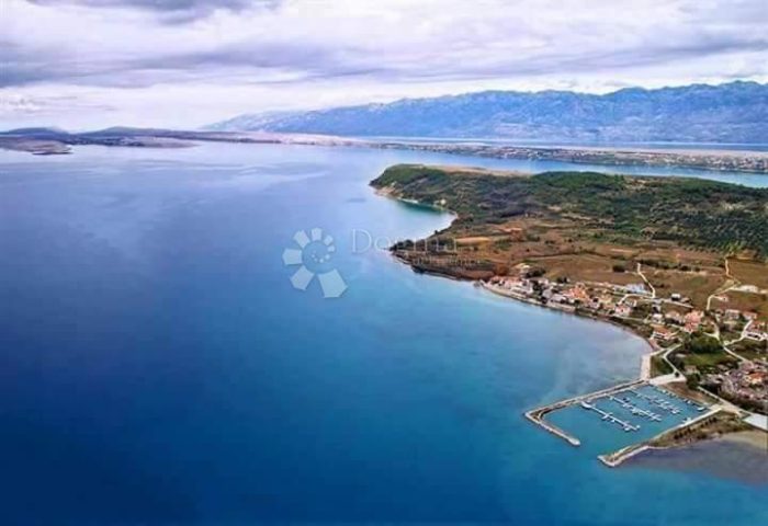 Land for sale 960 m² – Ražanac