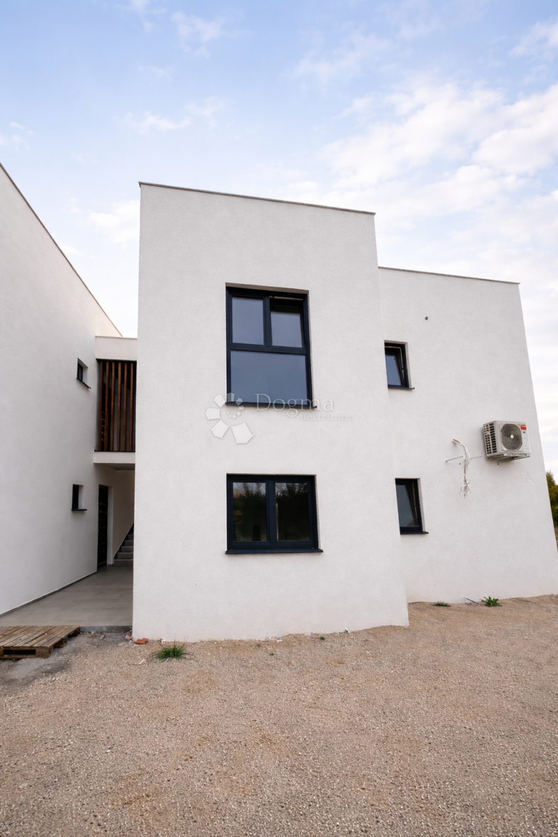 Flat For sale - ŠIBENSKO-KNINSKA VODICE