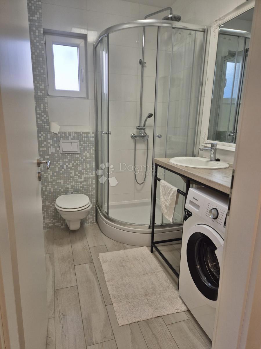 Apartment Zu verkaufen - SPLITSKO-DALMATINSKA SPLIT