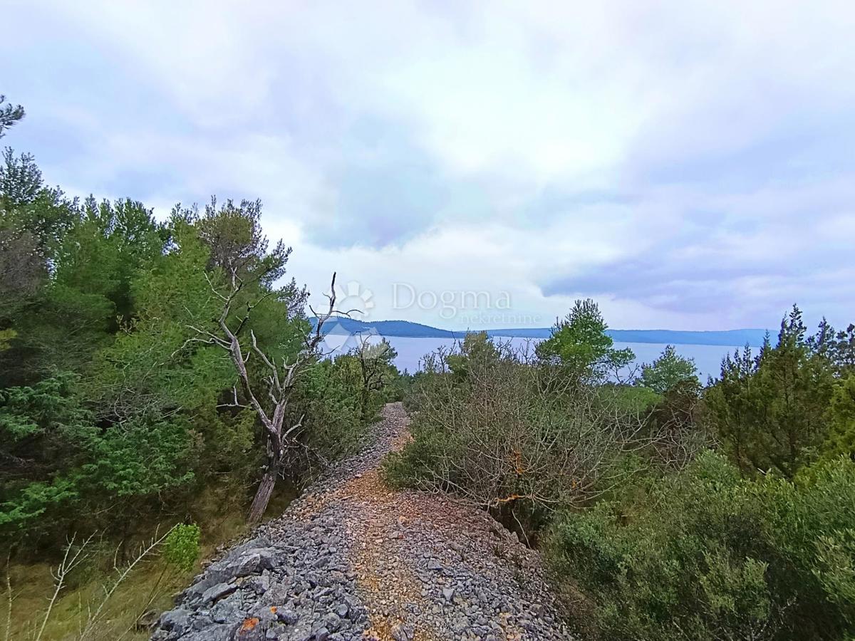 Zemljište Na prodaju - SPLITSKO-DALMATINSKA BRAČ