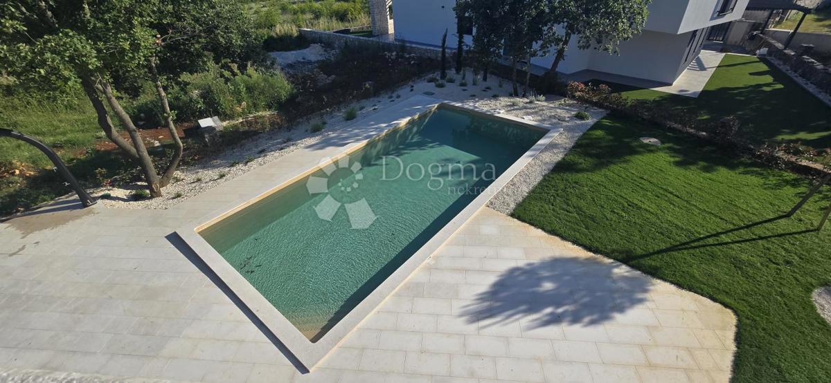 House For sale - ISTARSKA SVETI LOVREČ