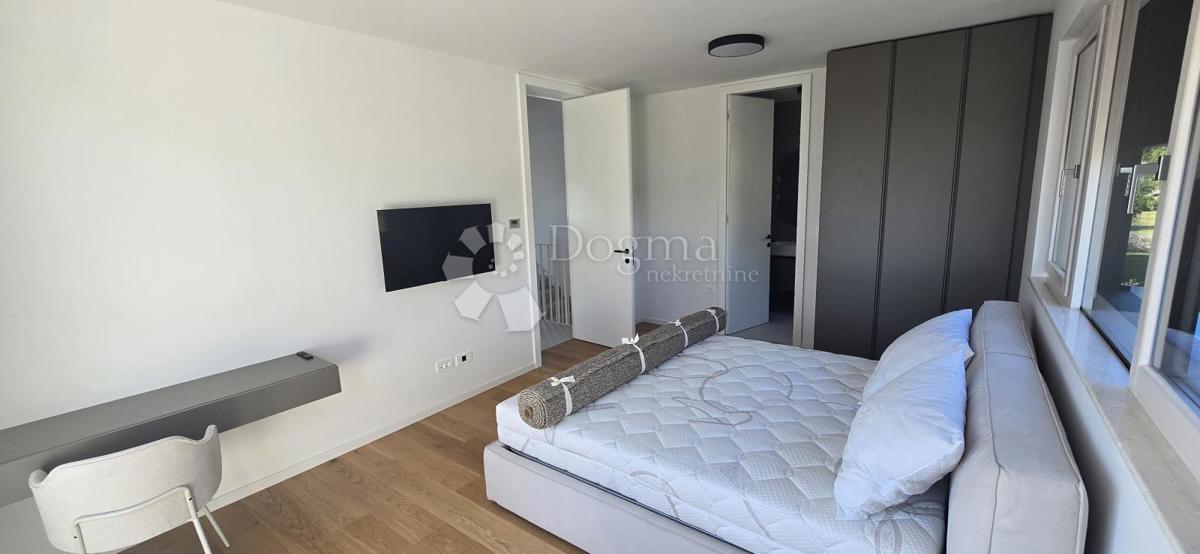 House For sale - ISTARSKA SVETI LOVREČ
