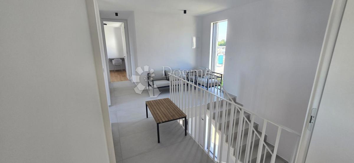 House For sale - ISTARSKA SVETI LOVREČ