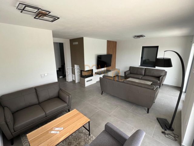 Maison À vendre - Istarska Svetvinčenat - foto 4/15