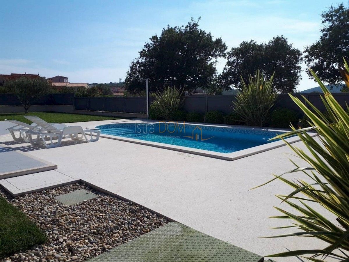 House For sale - ISTARSKA MEDULIN