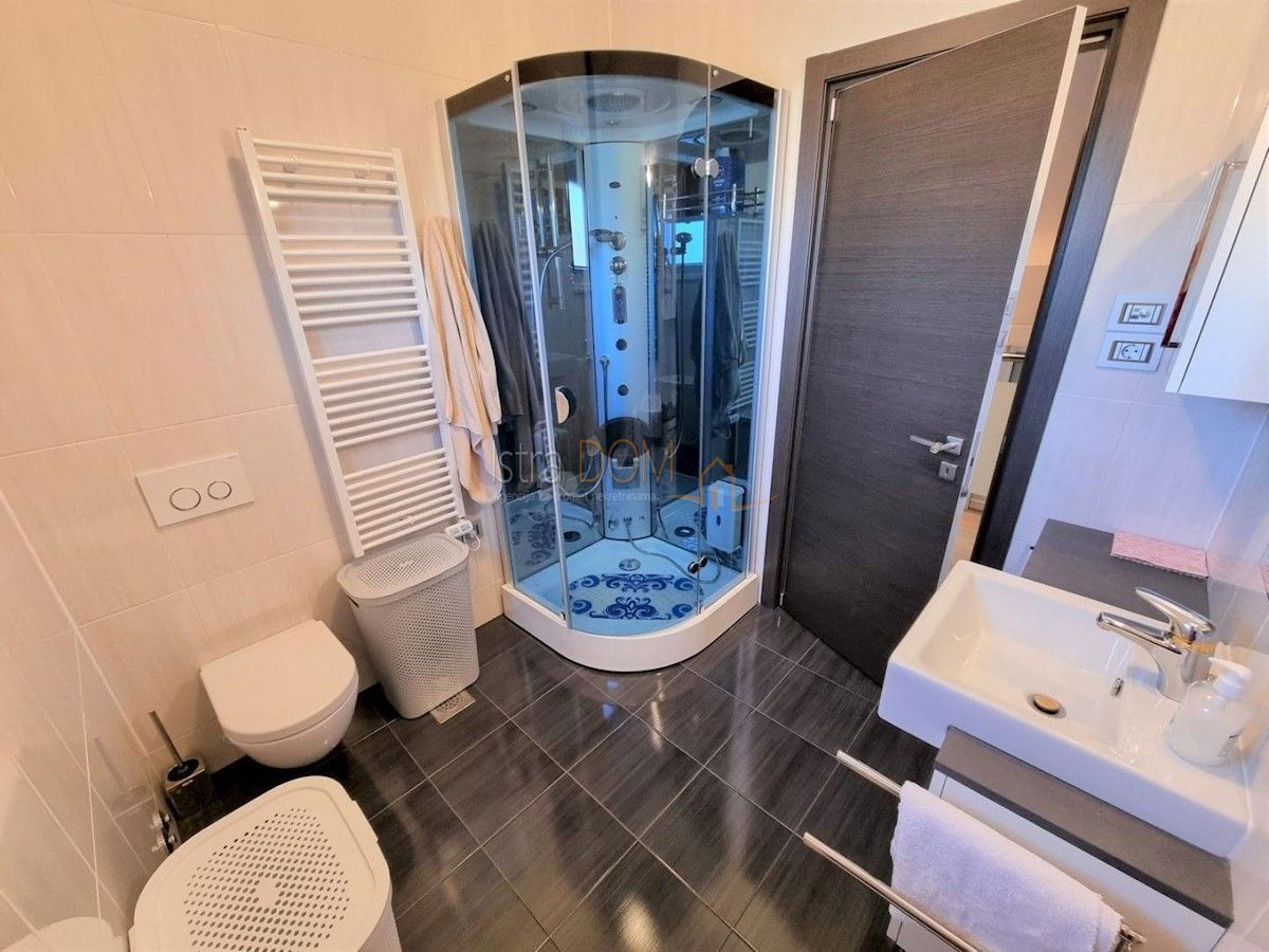 House For sale - ISTARSKA MEDULIN