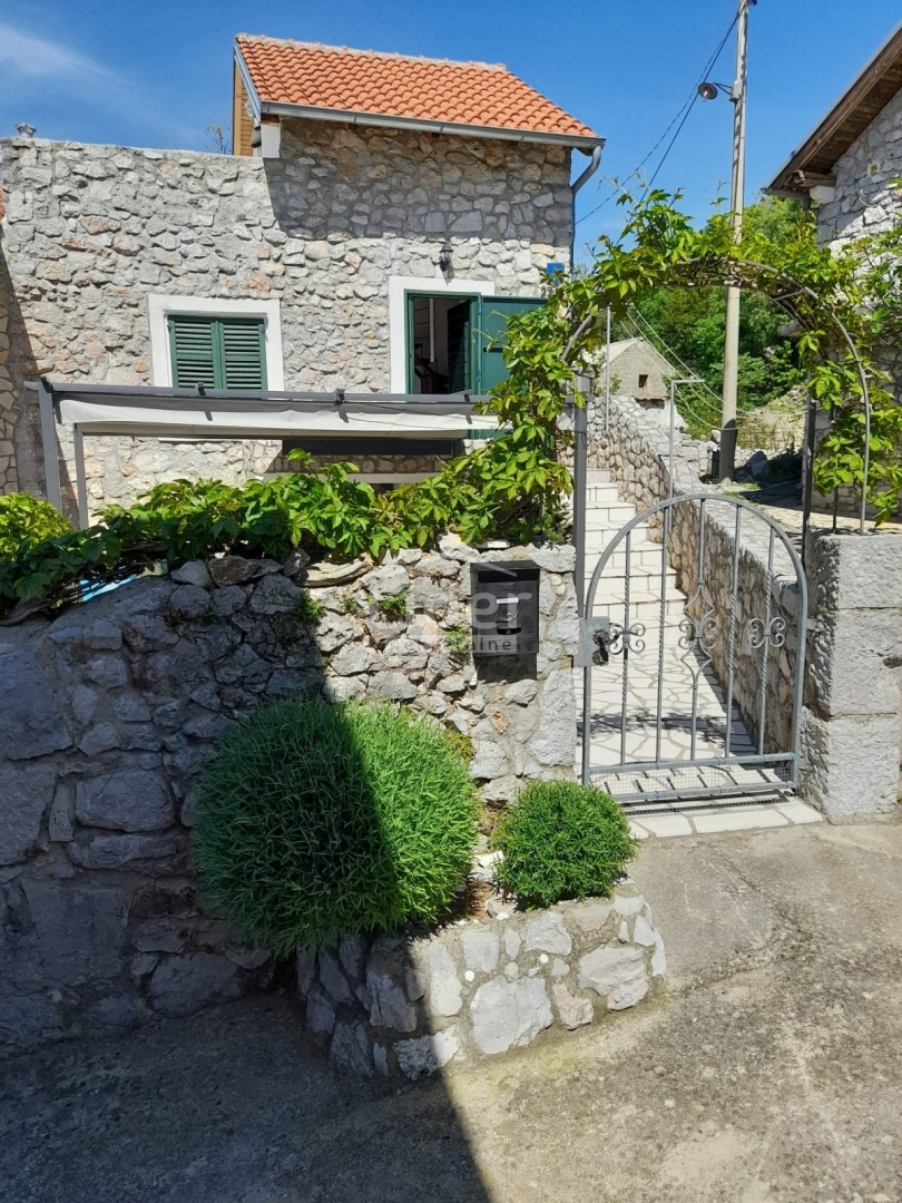 House For sale - Primorsko-goranska Novi Vinodolski - foto 2/18