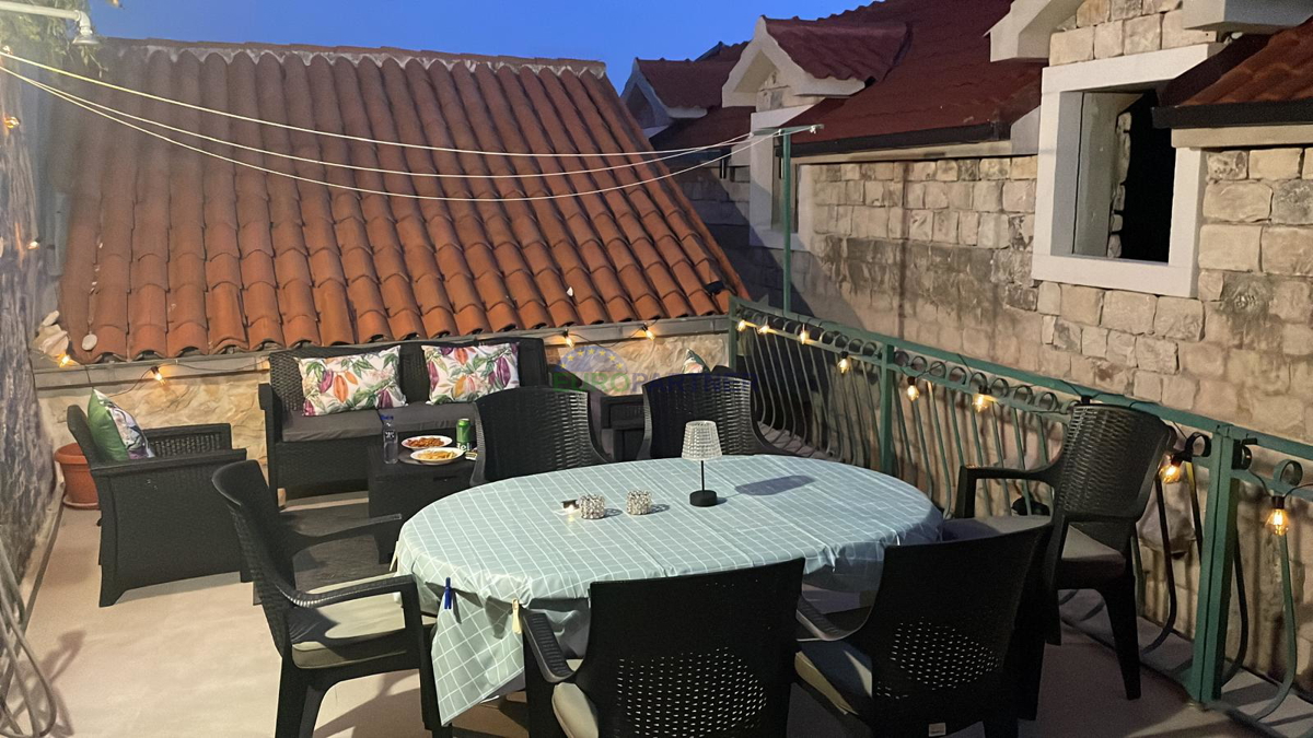 Maison À vendre - SPLITSKO-DALMATINSKA KAŠTELA