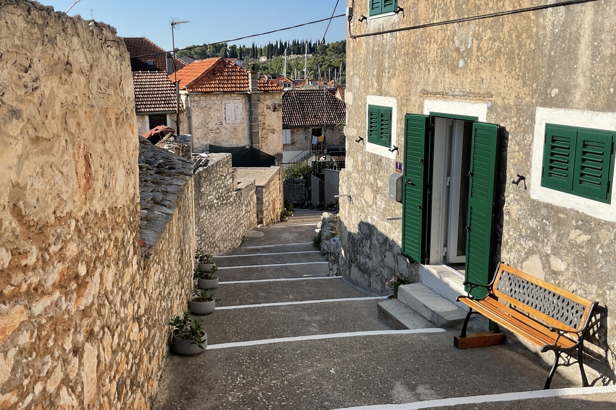 Kuća Na prodaju - SPLITSKO-DALMATINSKA BRAČ