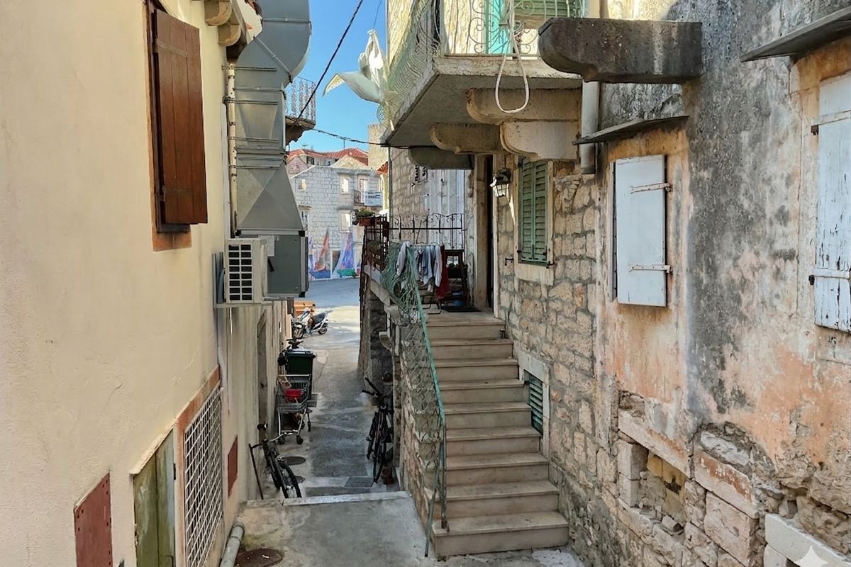Kuća Na prodaju - Splitsko-dalmatinska Brač - foto 3/13