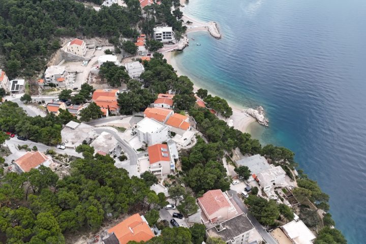 Pozemok na predaj 430 m² – Makarska