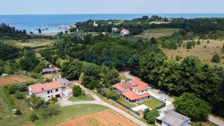 Kuća za najam 200 m² – Umag