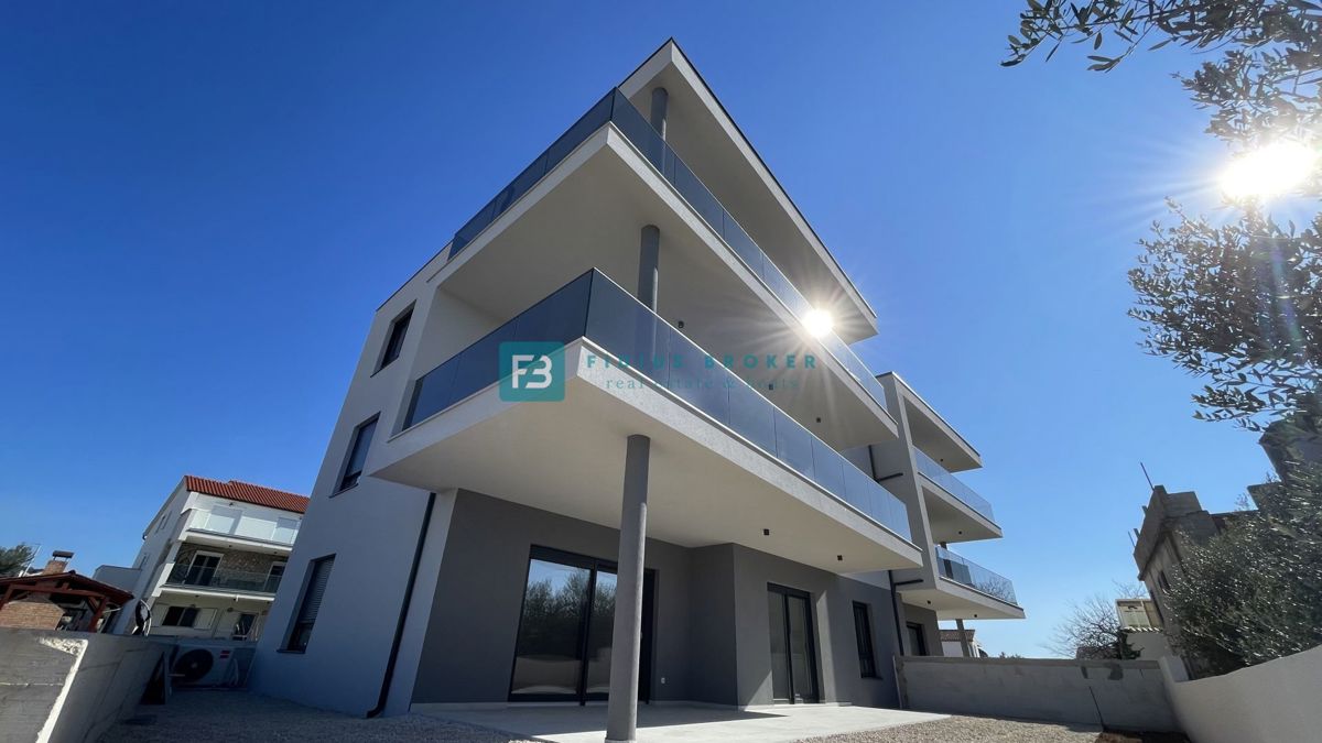 Flat For sale - šibensko-kninska Tribunj - foto 1/32