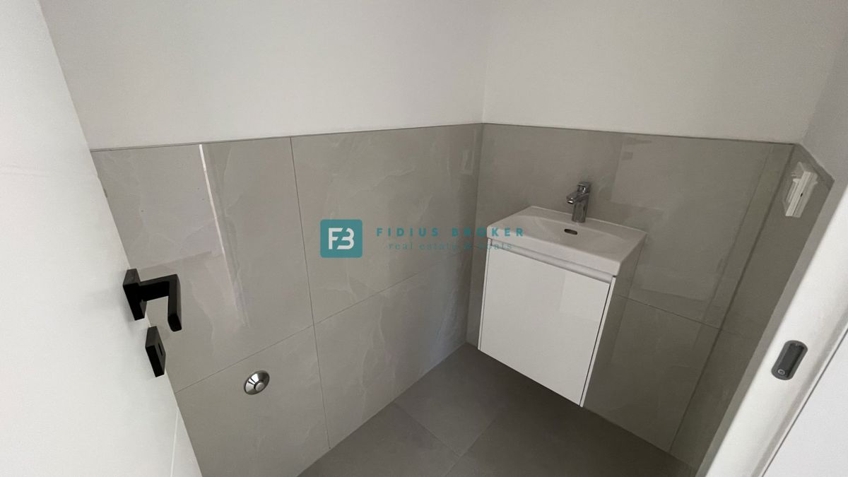 Flat For sale - ŠIBENSKO-KNINSKA TRIBUNJ