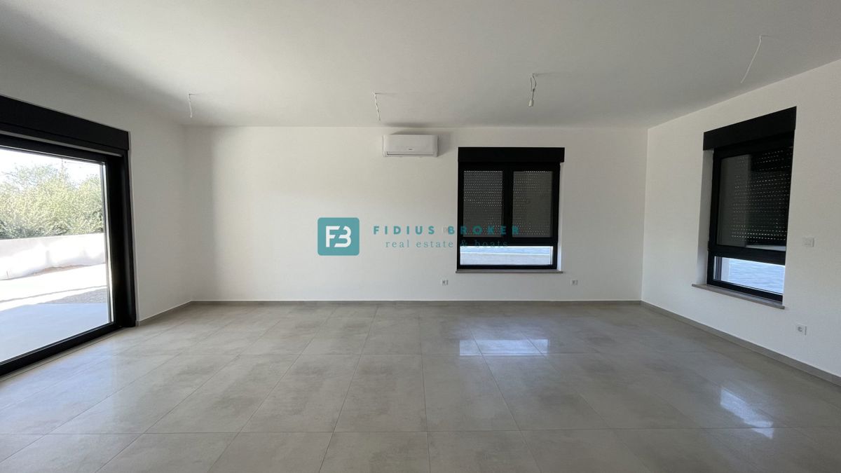 Flat For sale - ŠIBENSKO-KNINSKA TRIBUNJ