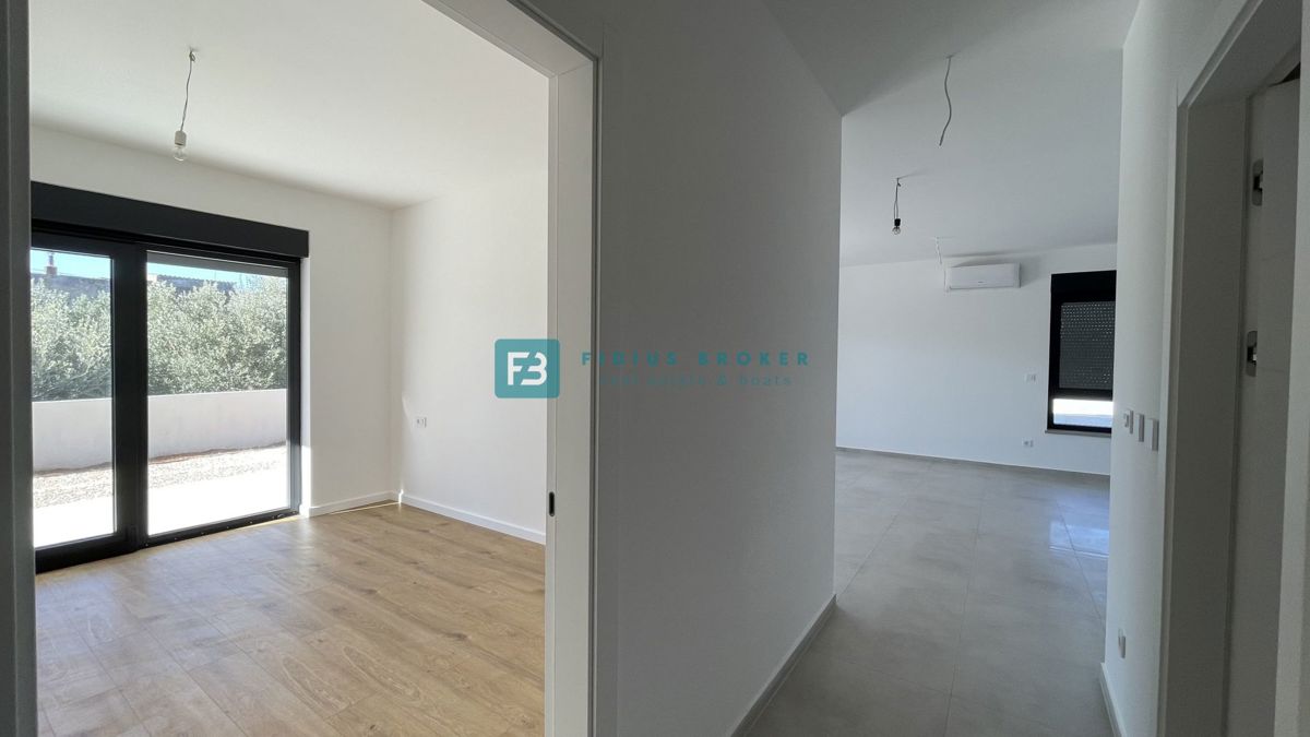 Flat For sale - ŠIBENSKO-KNINSKA TRIBUNJ