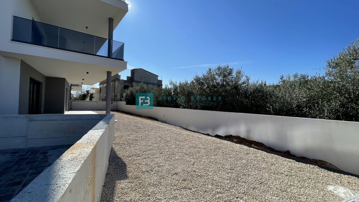 Flat For sale - ŠIBENSKO-KNINSKA TRIBUNJ