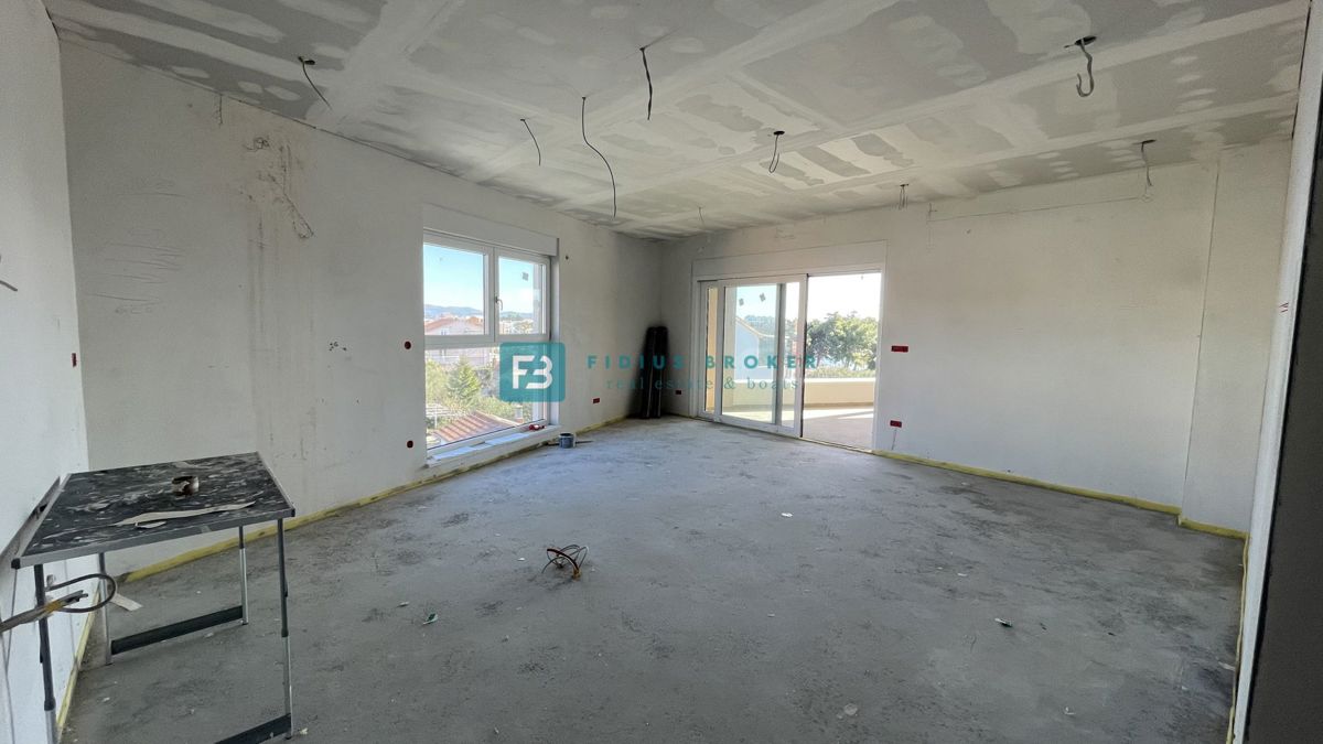 Flat For sale - ŠIBENSKO-KNINSKA VODICE