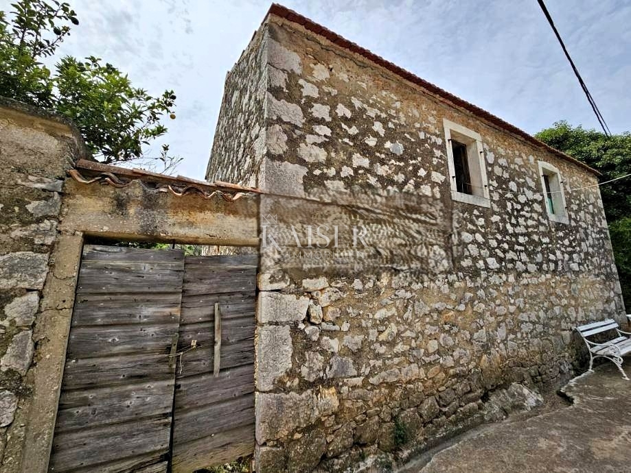 House For sale - ZADARSKA UGLJAN