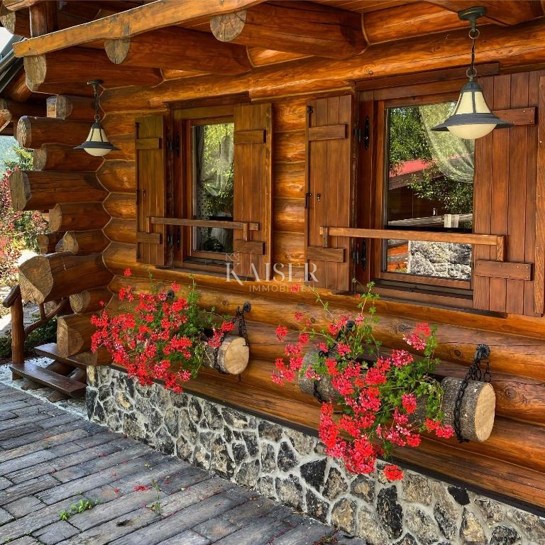 Haus Zu verkaufen - PRIMORSKO-GORANSKA RAVNA GORA