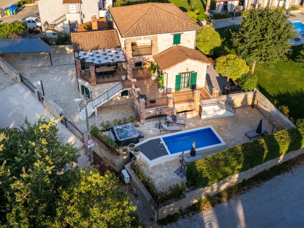 House For sale - Istarska Poreč - foto 1/42
