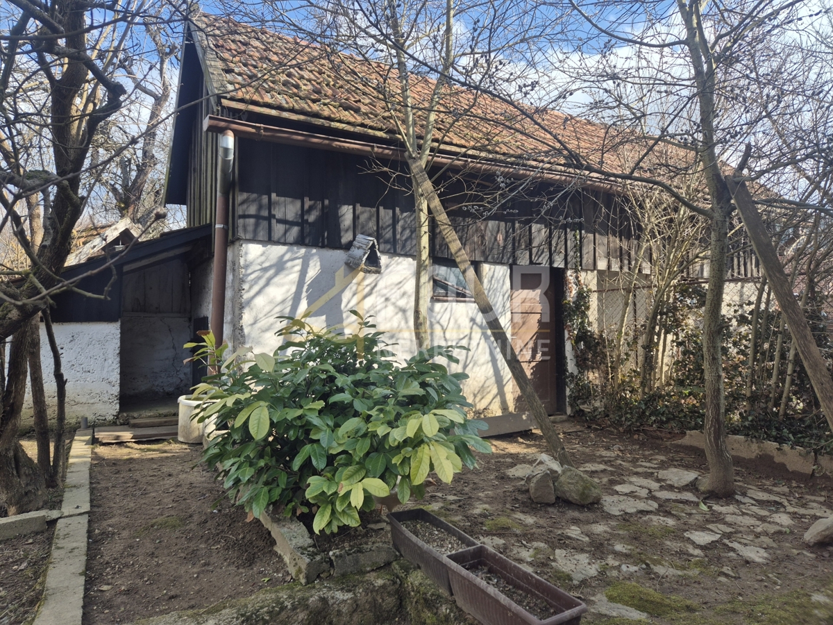 Dom Na predaj - PRIMORSKO-GORANSKA RAVNA GORA