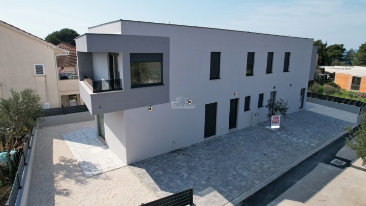 Dům na prodej 99 m² – Šibenik