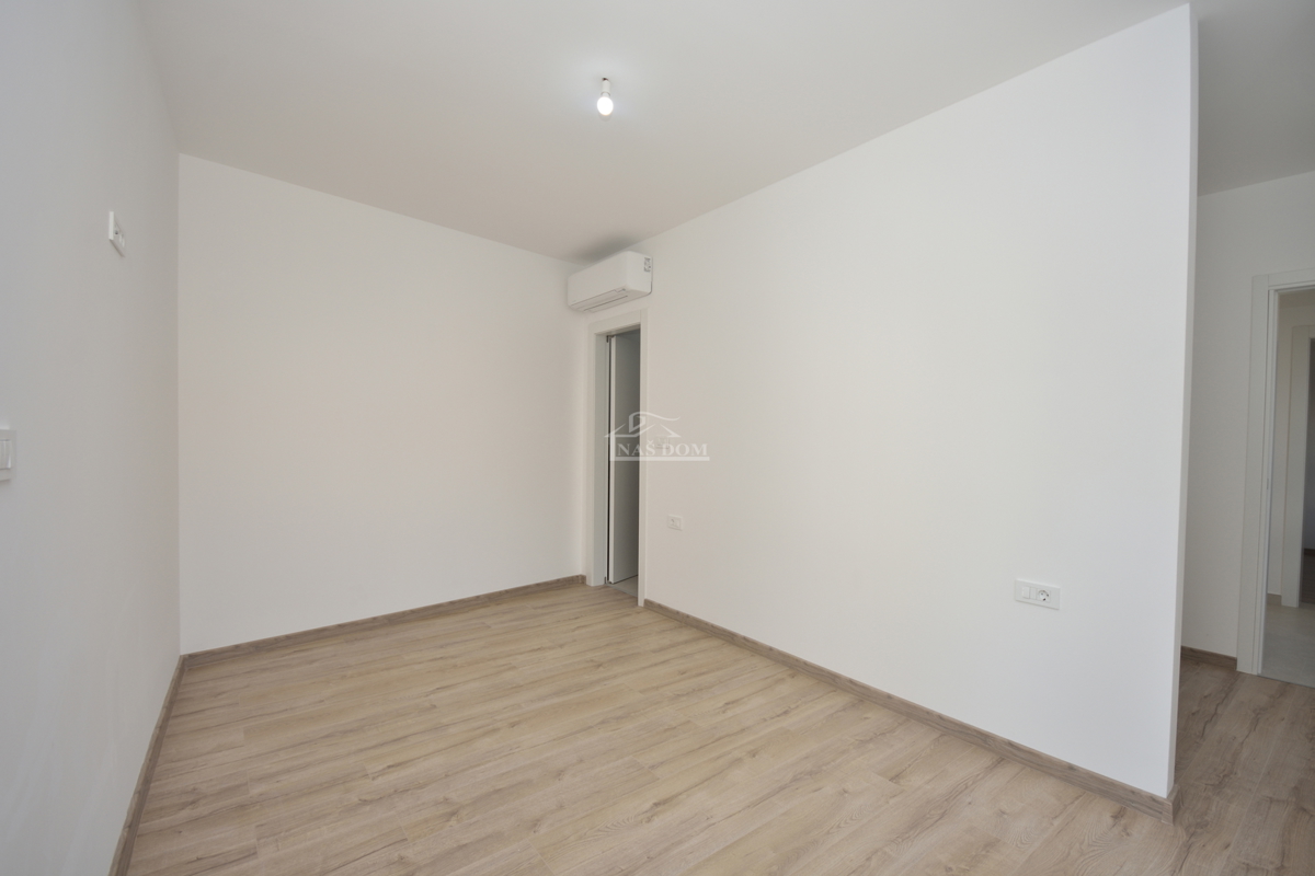 Haus Zu verkaufen - ŠIBENSKO-KNINSKA ŠIBENIK