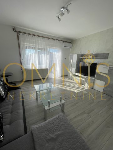 Flat For rent - Primorsko-goranska Rijeka - foto 2/8
