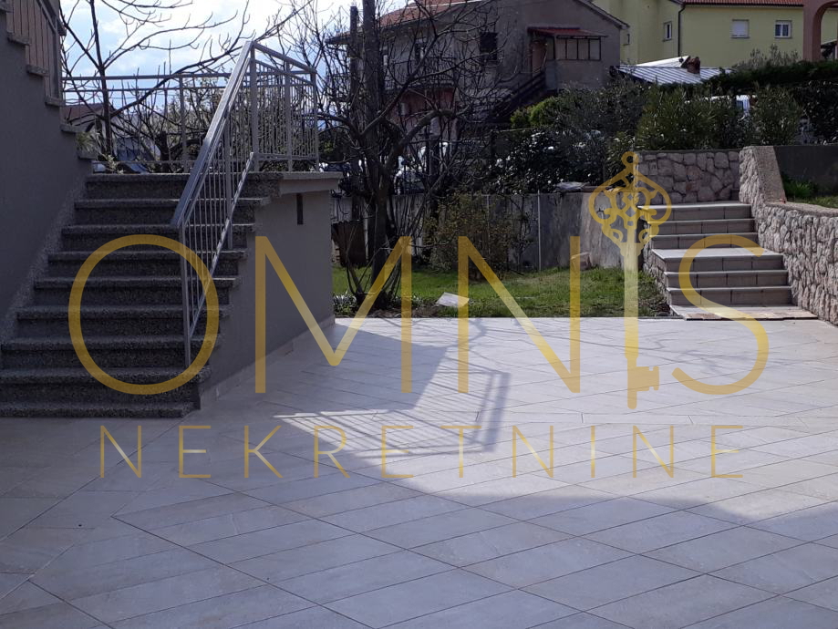 Kuća Za najam - PRIMORSKO-GORANSKA VIŠKOVO