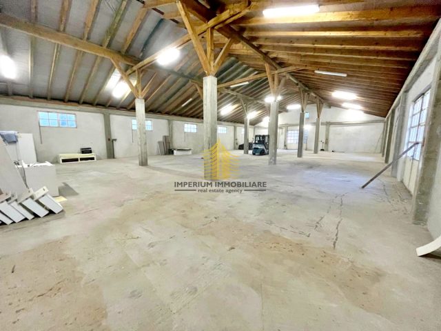 Commerciale da affittare 580 m² – Samobor