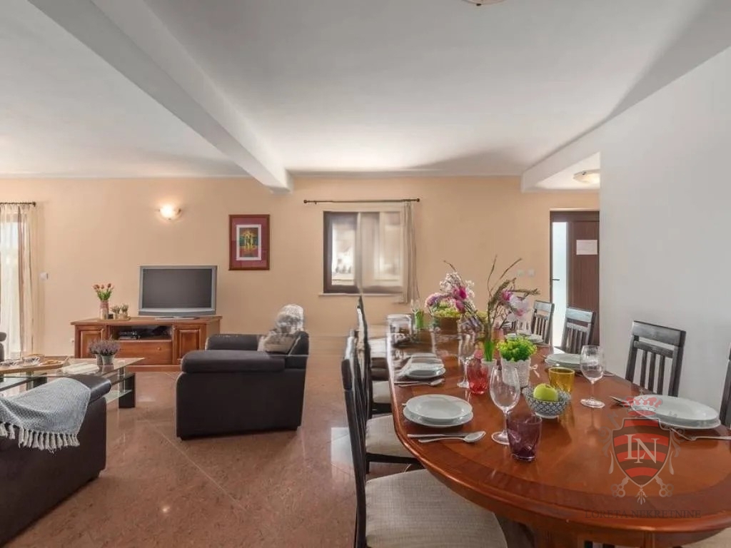 House For sale - ISTARSKA BARBAN