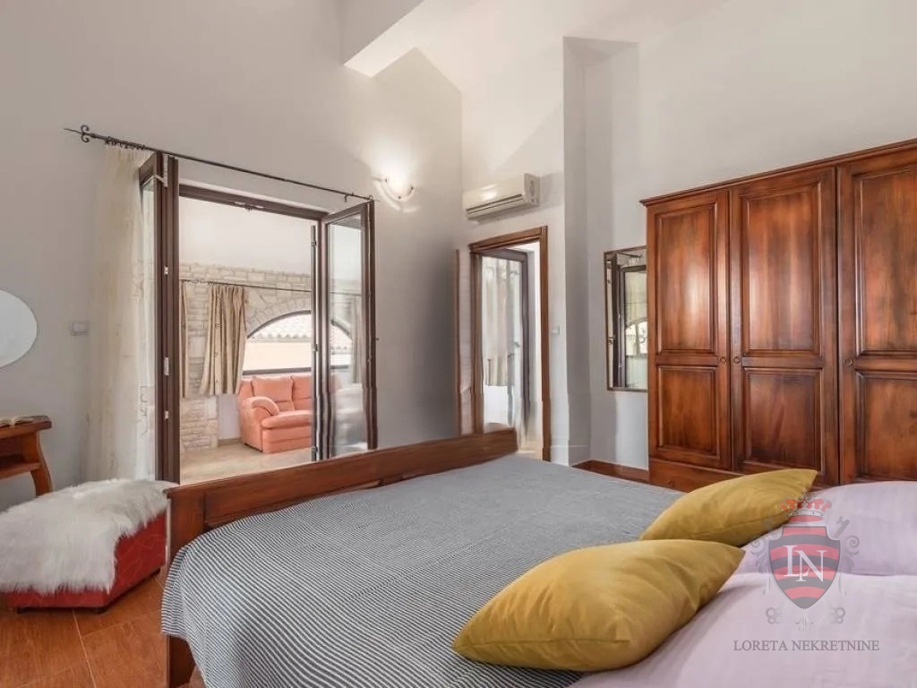 House For sale - ISTARSKA BARBAN