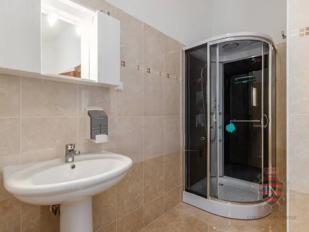 House For sale - ISTARSKA BARBAN